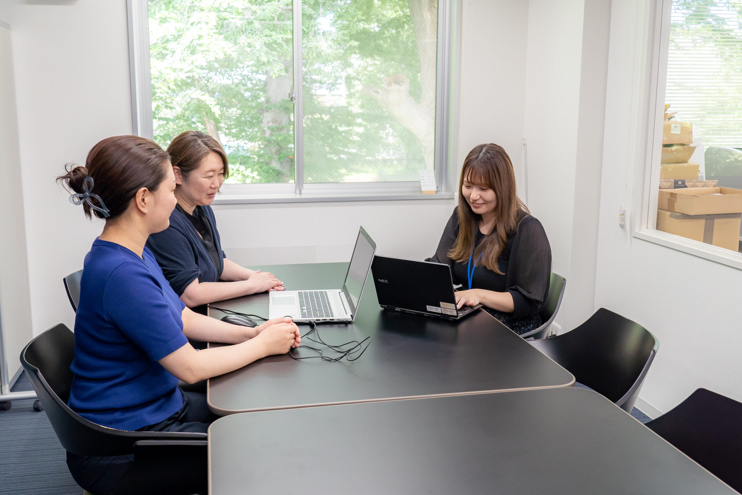 採用情報社内の様子